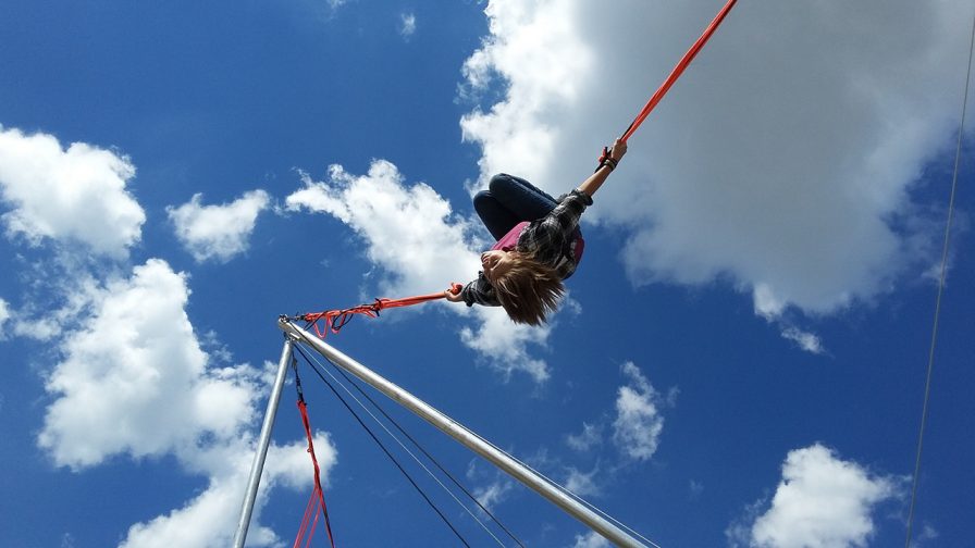 Bungee Trampolin Tollwood Festival