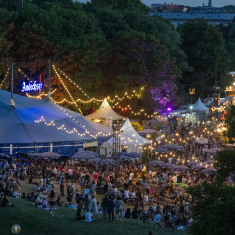 Tollwood Andechser Zelt Sommerfestival Konzerte München