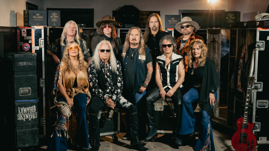 elfbar elfa kaufen Vorfall bei Konzert: Kid Rock raucht, Fans qualmen