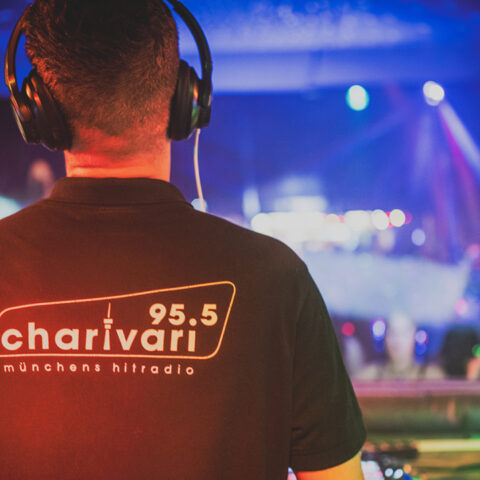 Charivari Sommerlounge Tollwood Muenchen Half Moon Bar Foto Alexander Scharf TEASER