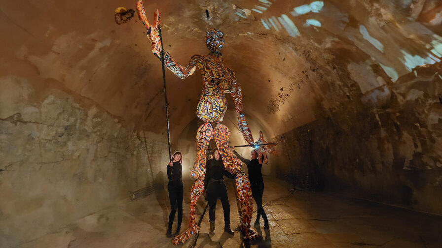 Tw.Wi25.Walk Acts Artisana Foto Artistania Pandora