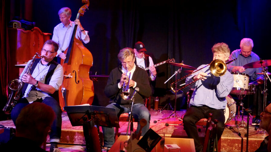 Tollwood Live Musik Andechser Zelt 12.7. JazzKids C Hannelore Beer