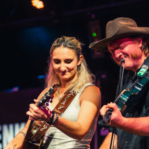 Tollwood Live Musik Andechser Zelt 15.7. Beck Jay & Titus Waldenfels