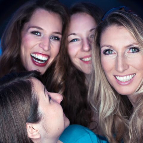 Tollwood Live Musik Andechser Zelt 16.7. Bettyandmissjones C Jasmin Ziegler