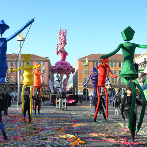 El Carromato Walk Acts Tollwood So26 Foto MARISA GARCIA